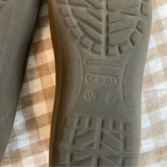 CROCS Brown Mammoth Ballet Flats Fleece Lined Size 7 - Picture 4 of 7